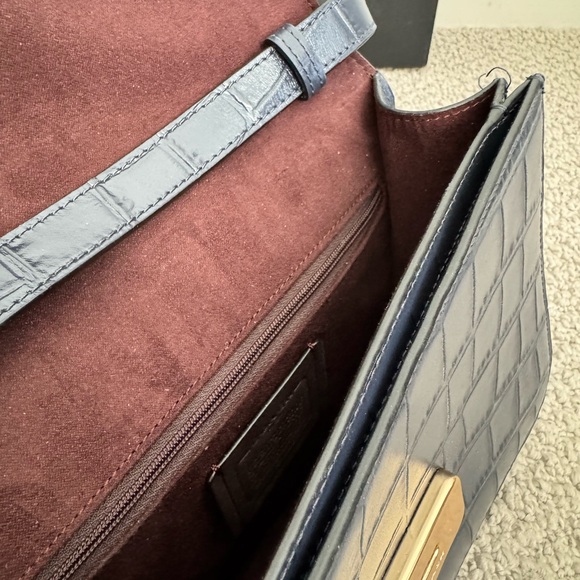 Coach NEW Navy Croc-Embossed Crossbody Bag with Original Packaging - Picture 5 of 8